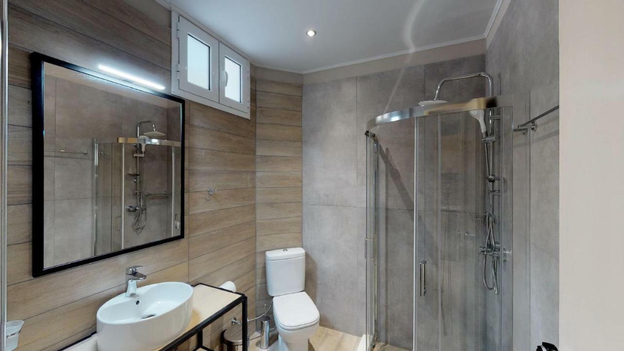 Angela Studios Parga Luaran gambar